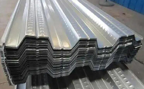 崆峒楼承板选型与施工技术全解析